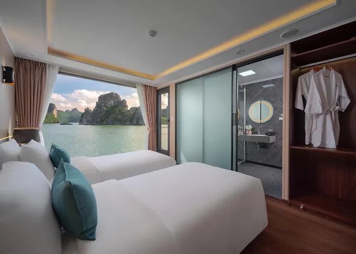 Secret Cruise Botel Hạ Long